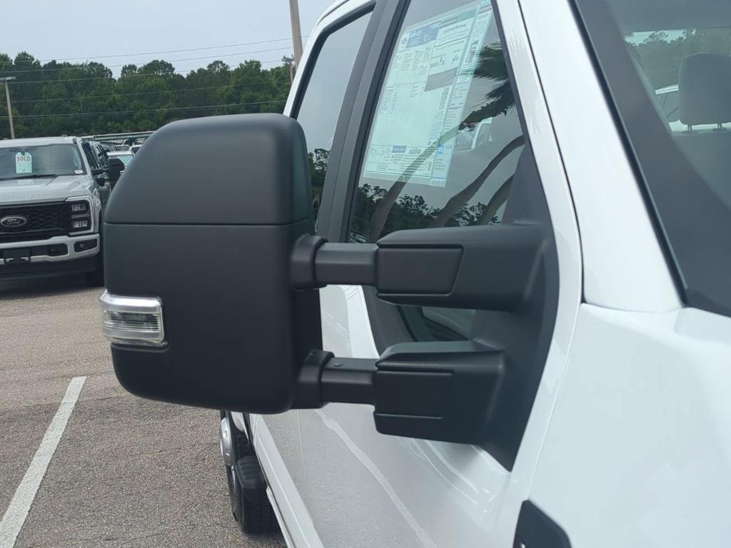 new 2025 Ford F-350 car, priced at $65,695