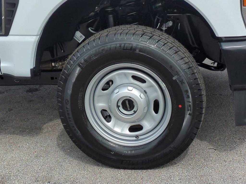 new 2025 Ford F-250 car, priced at $51,055