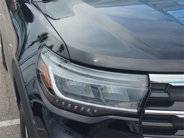 new 2025 Ford Explorer car, priced at $46,120