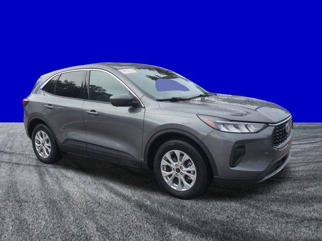 used 2024 Ford Escape car, priced at $25,999