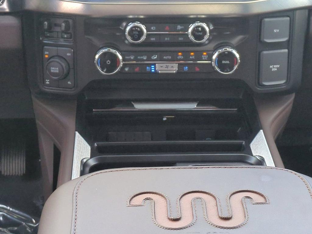 new 2025 Ford F-350 car, priced at $95,050