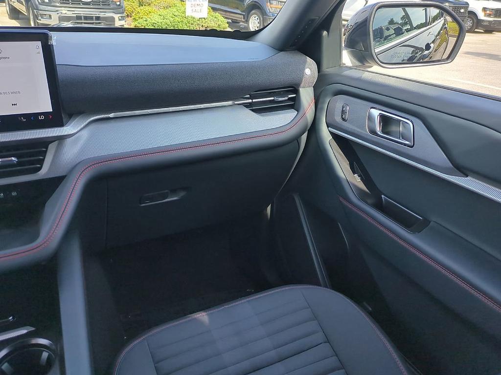 new 2025 Ford Explorer car, priced at $47,045