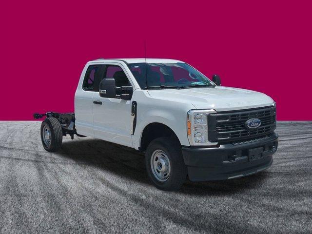 new 2025 Ford F-250 car, priced at $60,359