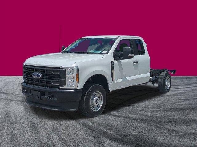 new 2025 Ford F-250 car, priced at $60,359