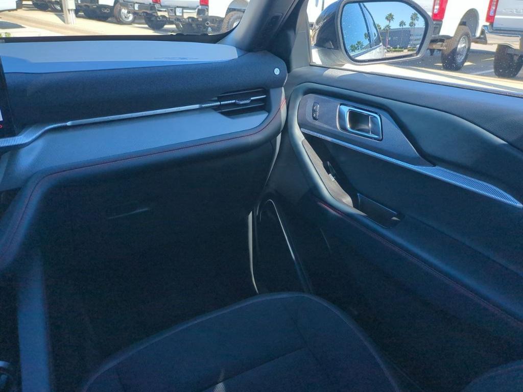 new 2025 Ford Explorer car, priced at $58,574