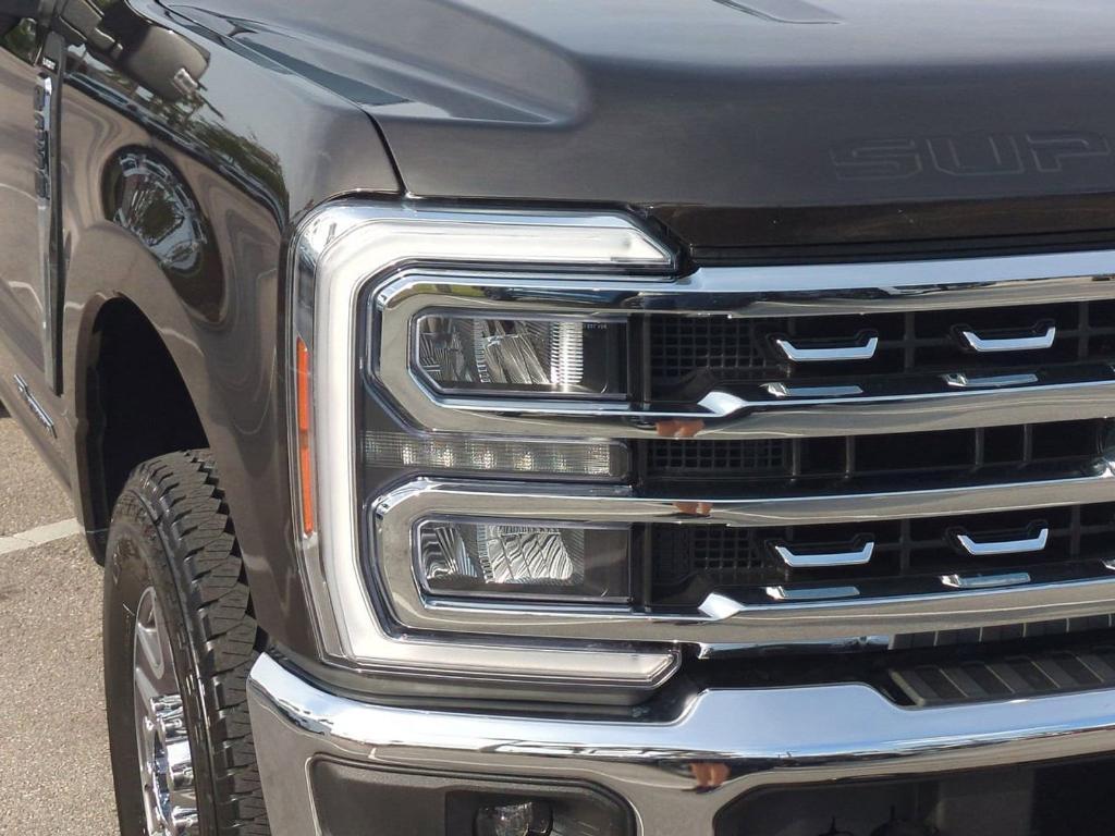new 2025 Ford F-350 car, priced at $87,890