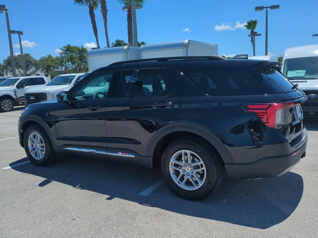 new 2025 Ford Explorer car, priced at $45,645