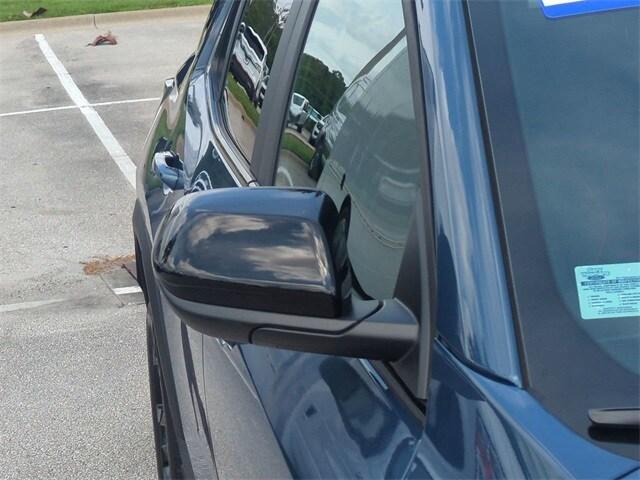 used 2025 Chevrolet Equinox car, priced at $31,406