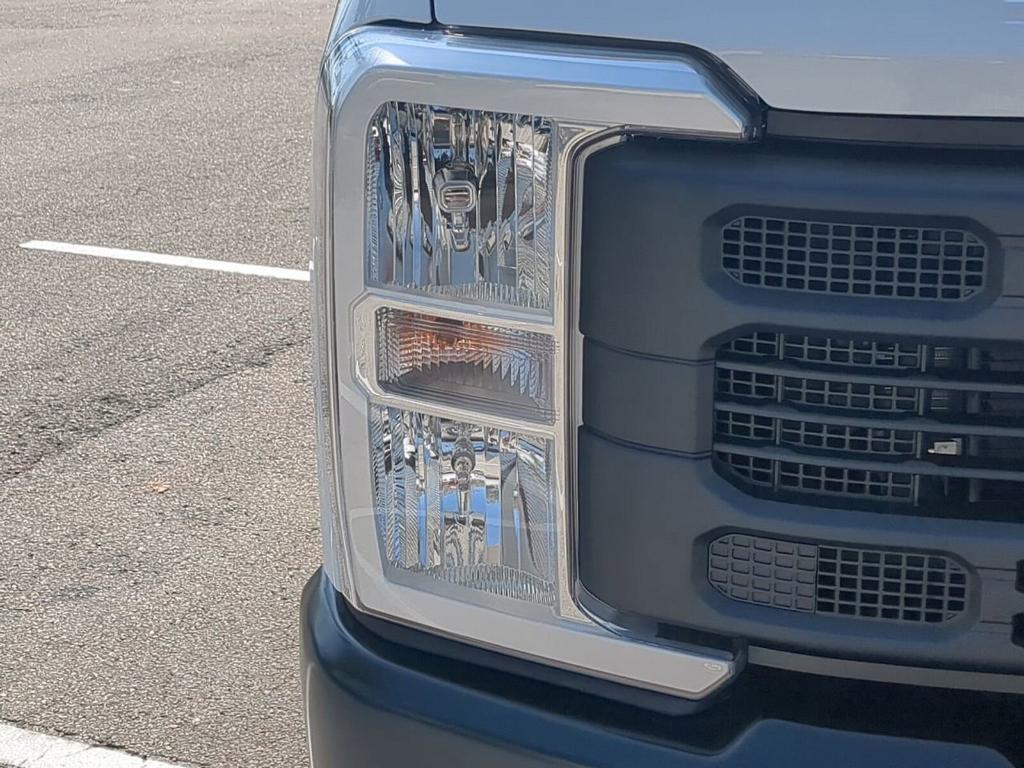 new 2025 Ford F-350 car, priced at $65,790