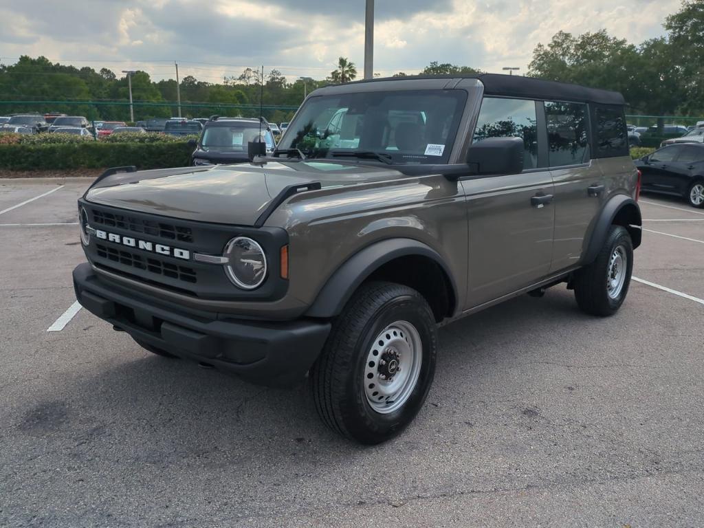 new 2025 Ford Bronco car, priced at $42,001