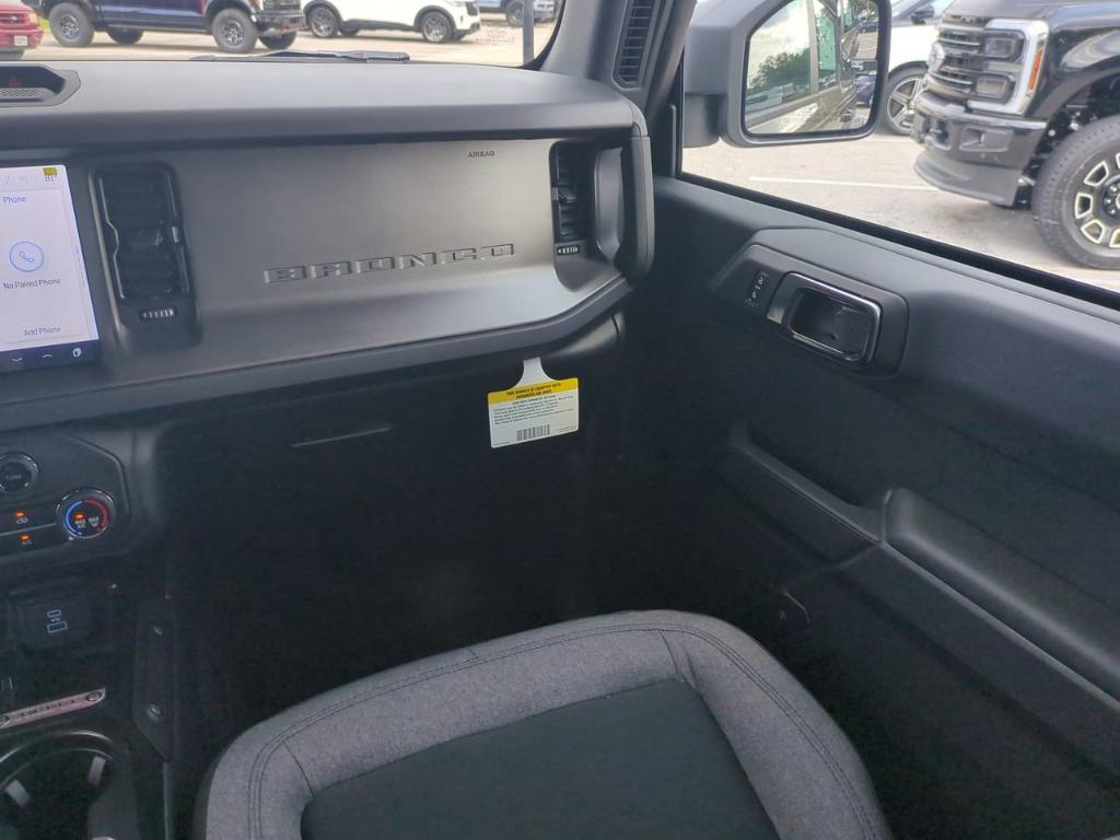 new 2025 Ford Bronco car, priced at $42,001
