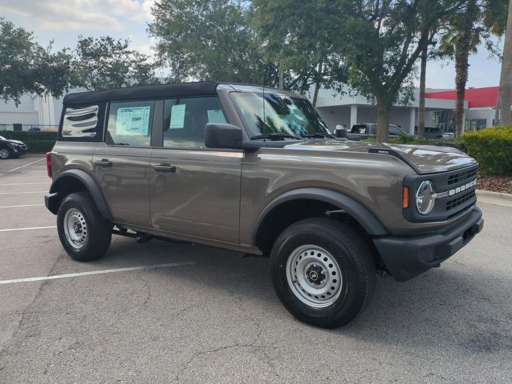 new 2025 Ford Bronco car, priced at $42,001
