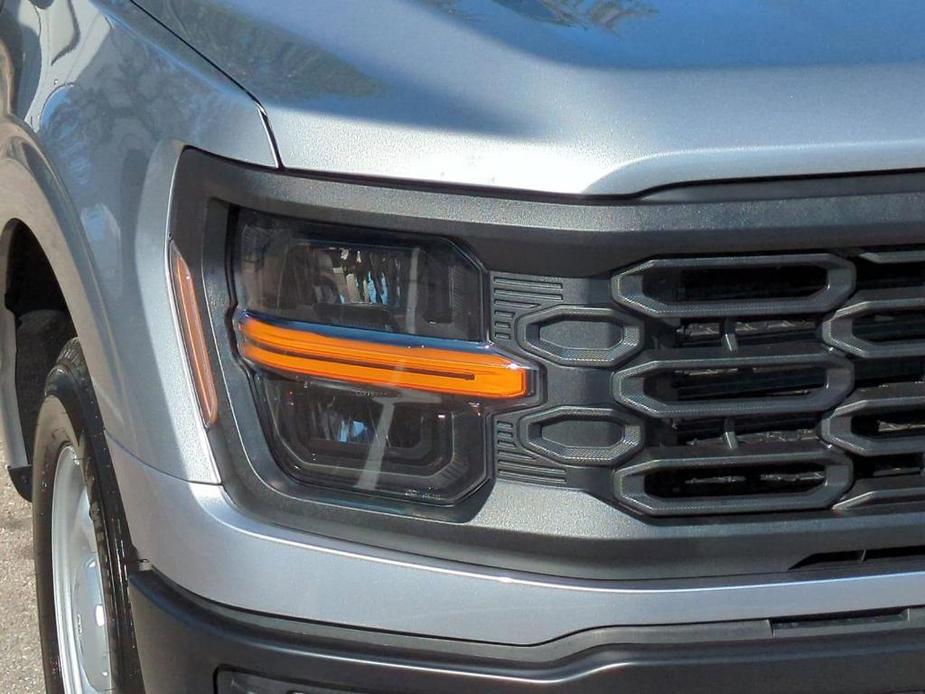 new 2024 Ford F-150 car, priced at $42,989