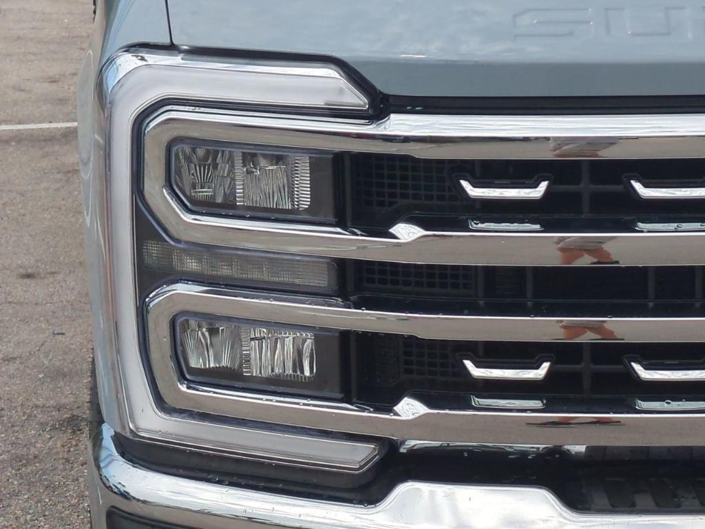 new 2025 Ford F-350 car, priced at $87,690