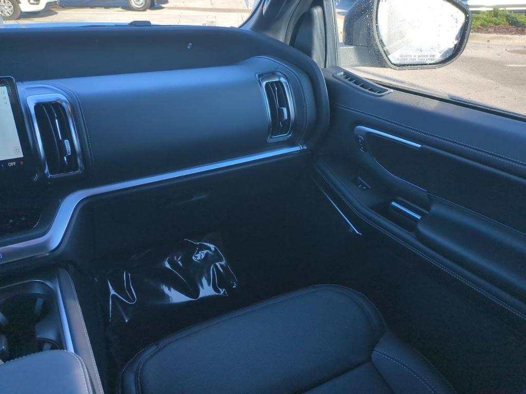 new 2025 Ford Expedition Max car, priced at $86,990