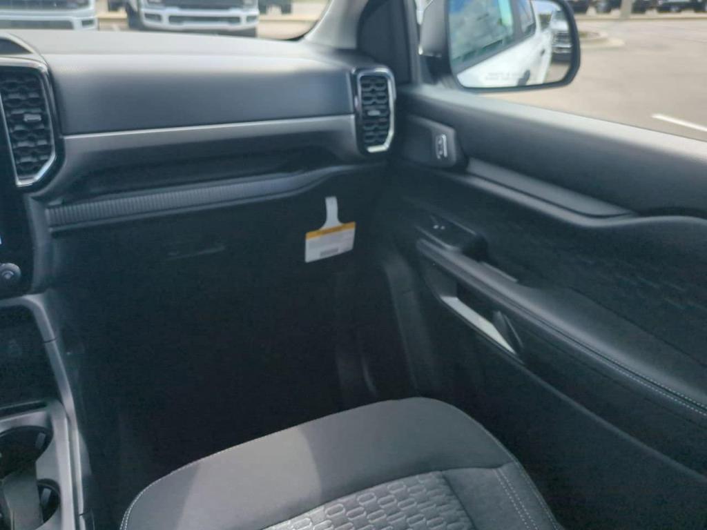 new 2025 Ford Ranger car, priced at $38,424