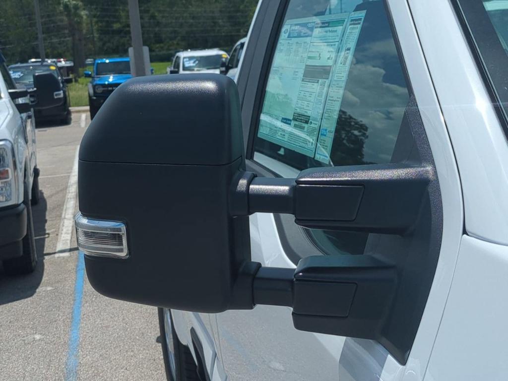 new 2025 Ford F-250 car, priced at $45,895