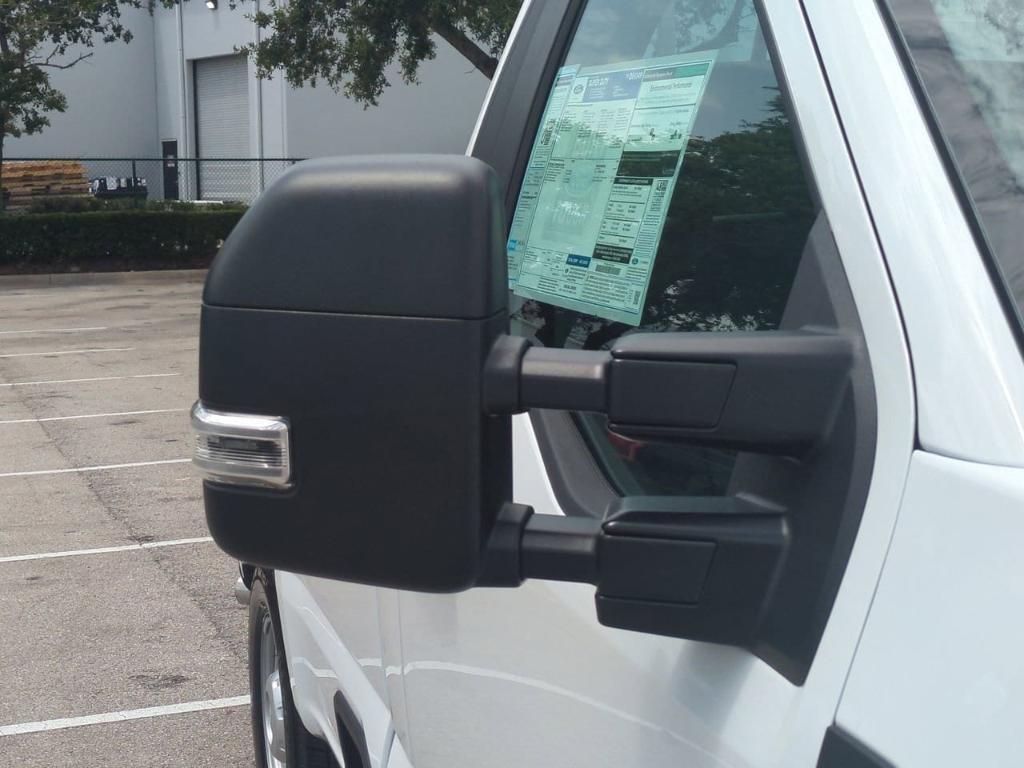 new 2025 Ford F-250 car, priced at $45,895