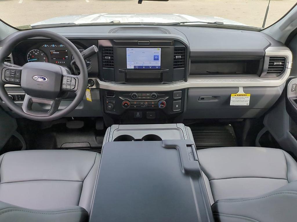 new 2025 Ford F-250 car, priced at $51,925