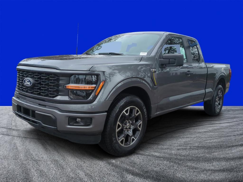 new 2025 Ford F-150 car, priced at $42,611