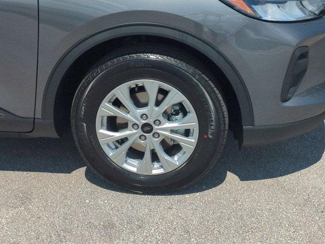 new 2025 Ford Escape car, priced at $28,218