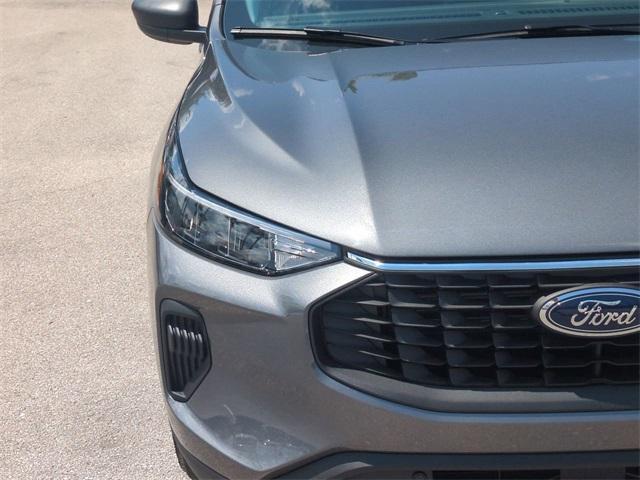 new 2025 Ford Escape car, priced at $27,355