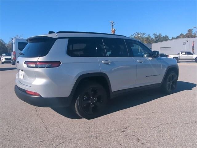 used 2021 Jeep Grand Cherokee L car, priced at $29,872