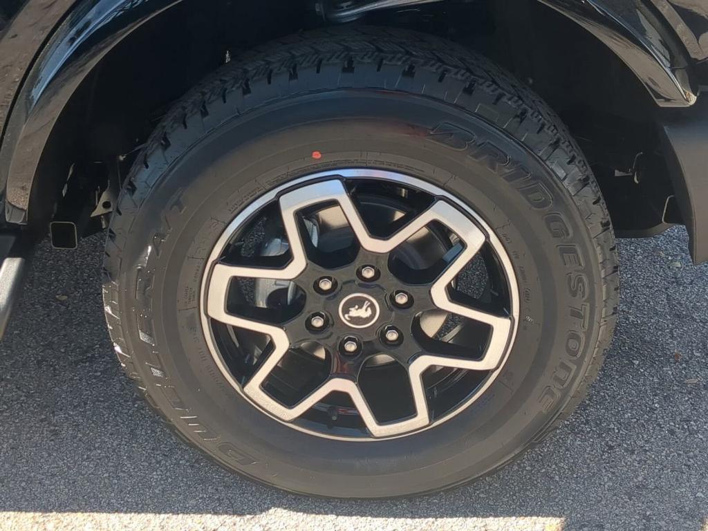 new 2025 Ford Bronco car, priced at $58,270