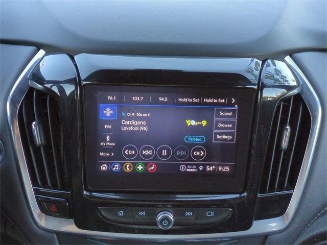 used 2023 Chevrolet Traverse car, priced at $26,492