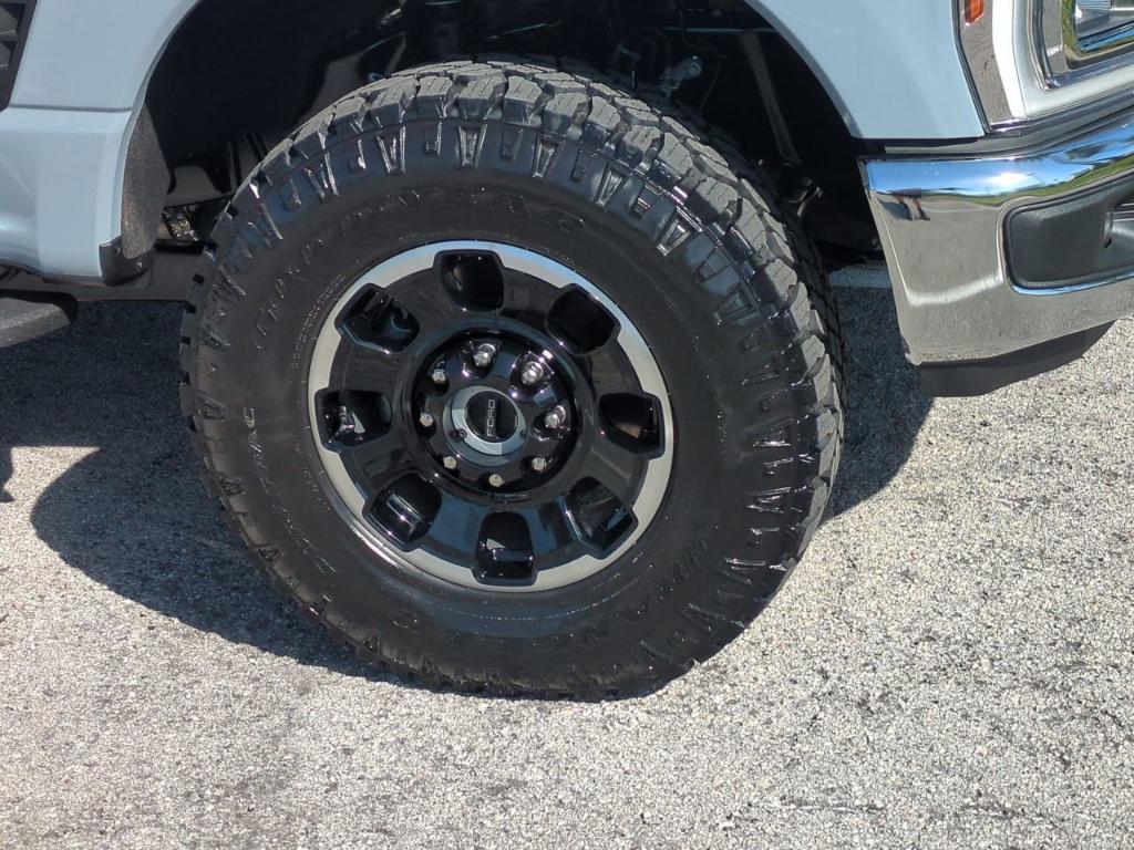 new 2025 Ford F-250 car, priced at $85,555