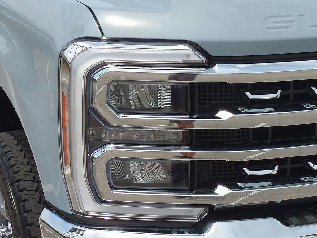 new 2025 Ford F-250 car, priced at $78,755