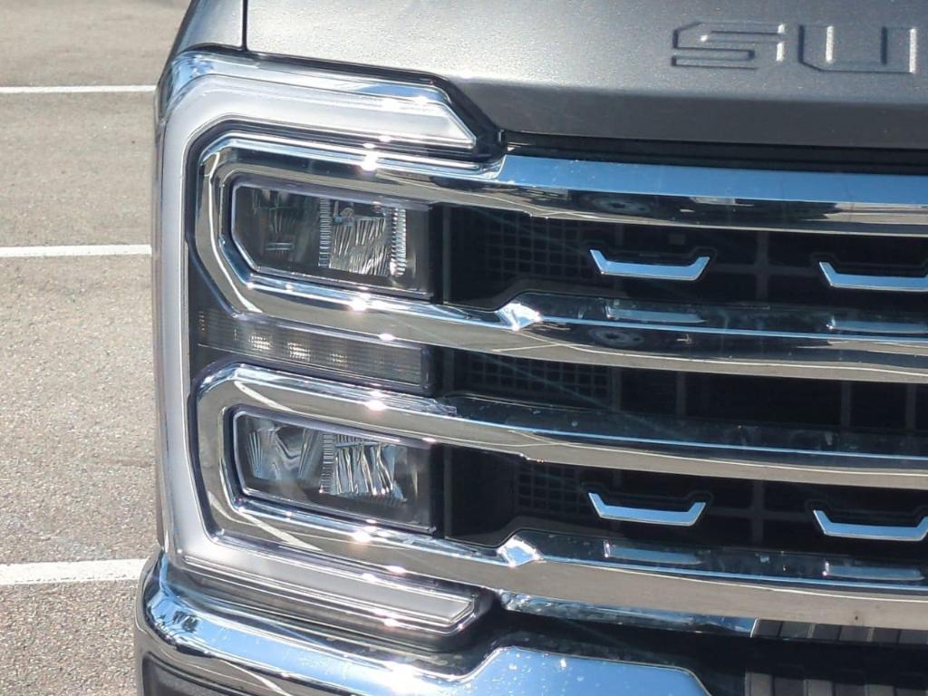 new 2025 Ford F-350 car, priced at $87,714