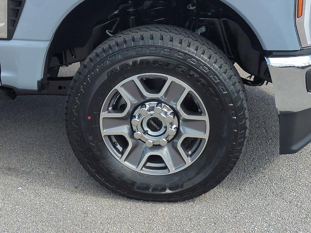 new 2025 Ford F-250 car, priced at $83,830