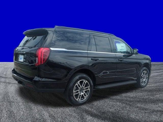new 2025 Ford Expedition car, priced at $71,304