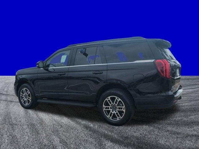 new 2025 Ford Expedition car, priced at $71,304