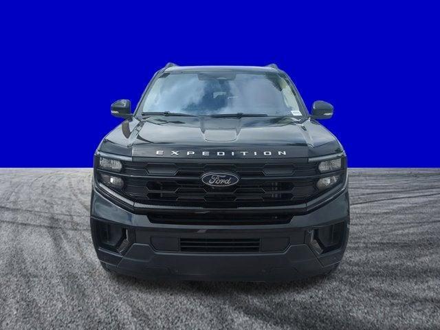 new 2025 Ford Expedition car, priced at $71,304