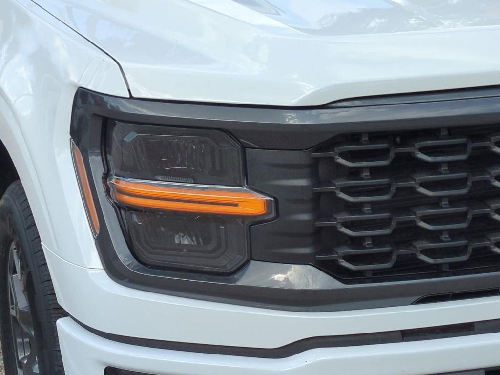 new 2024 Ford F-150 car, priced at $43,019