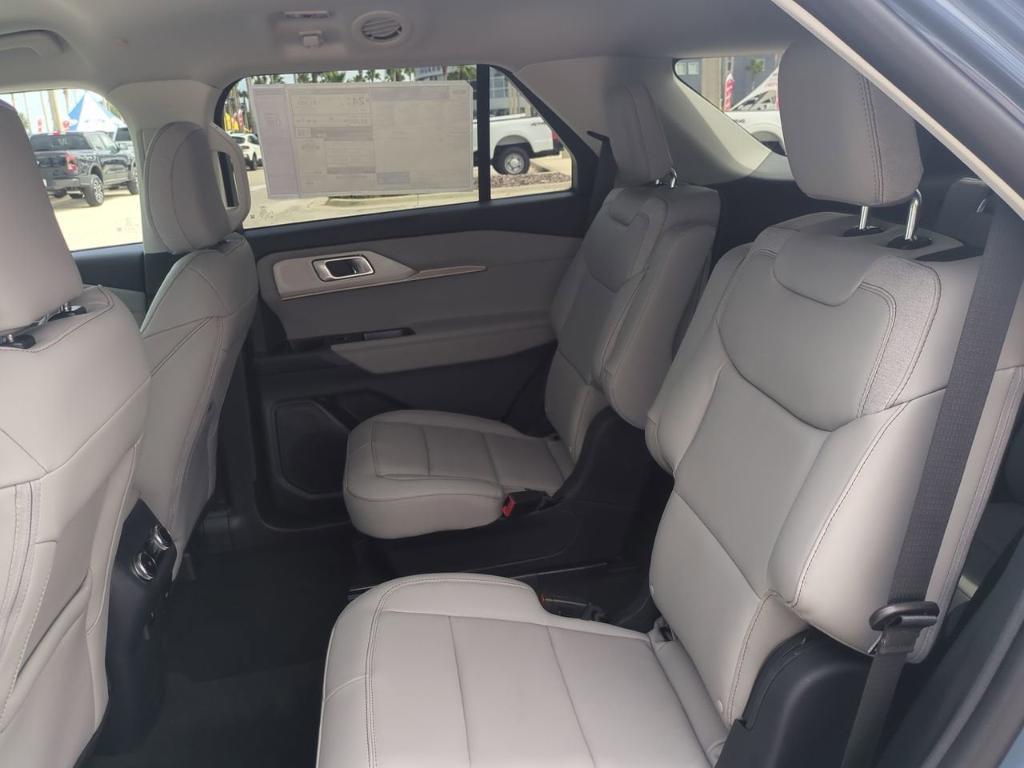 new 2025 Ford Explorer car, priced at $46,619
