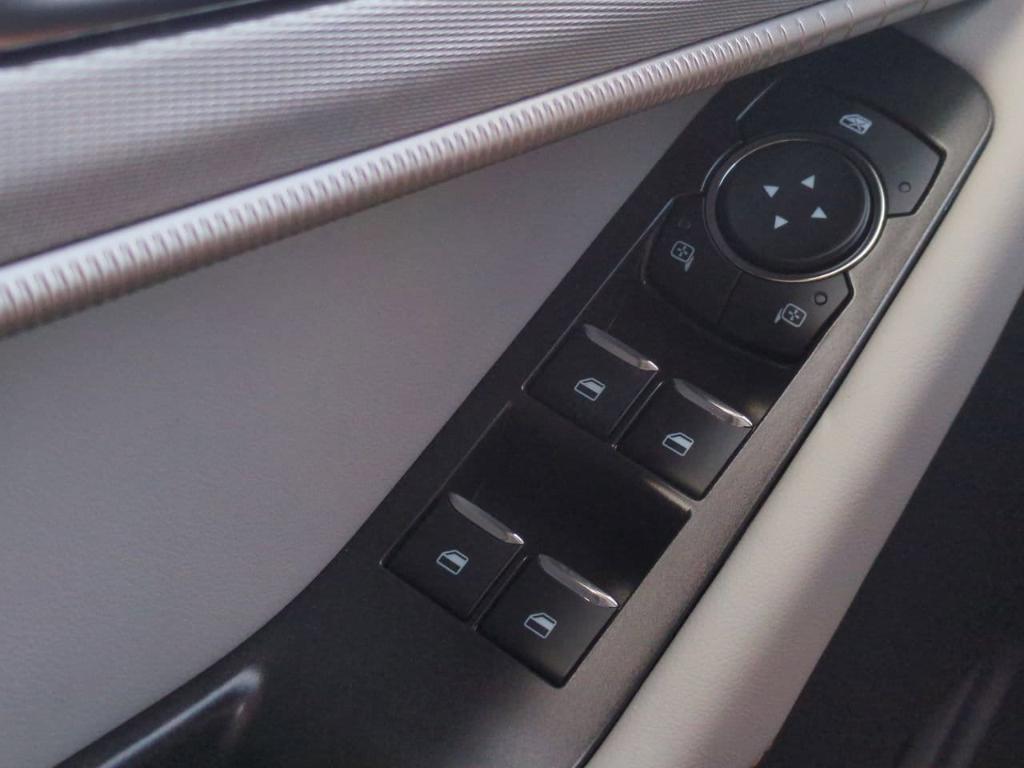 new 2025 Ford Explorer car, priced at $46,619