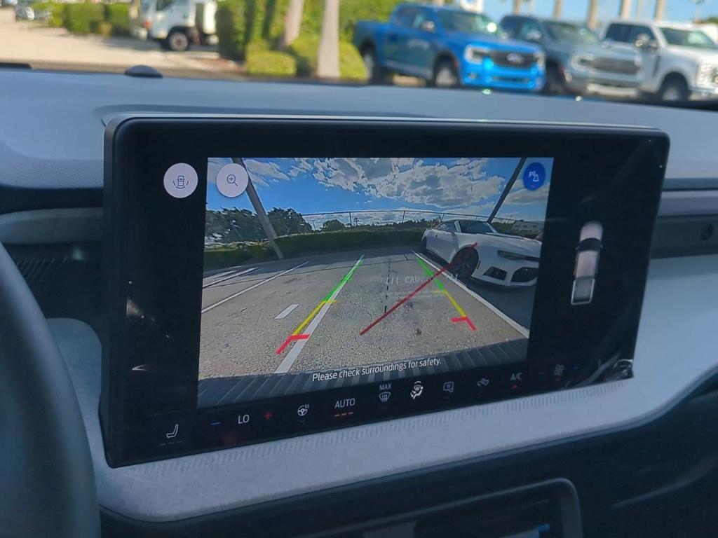 new 2025 Ford Maverick car, priced at $35,025