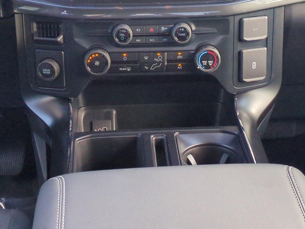 new 2025 Ford F-150 car, priced at $50,904