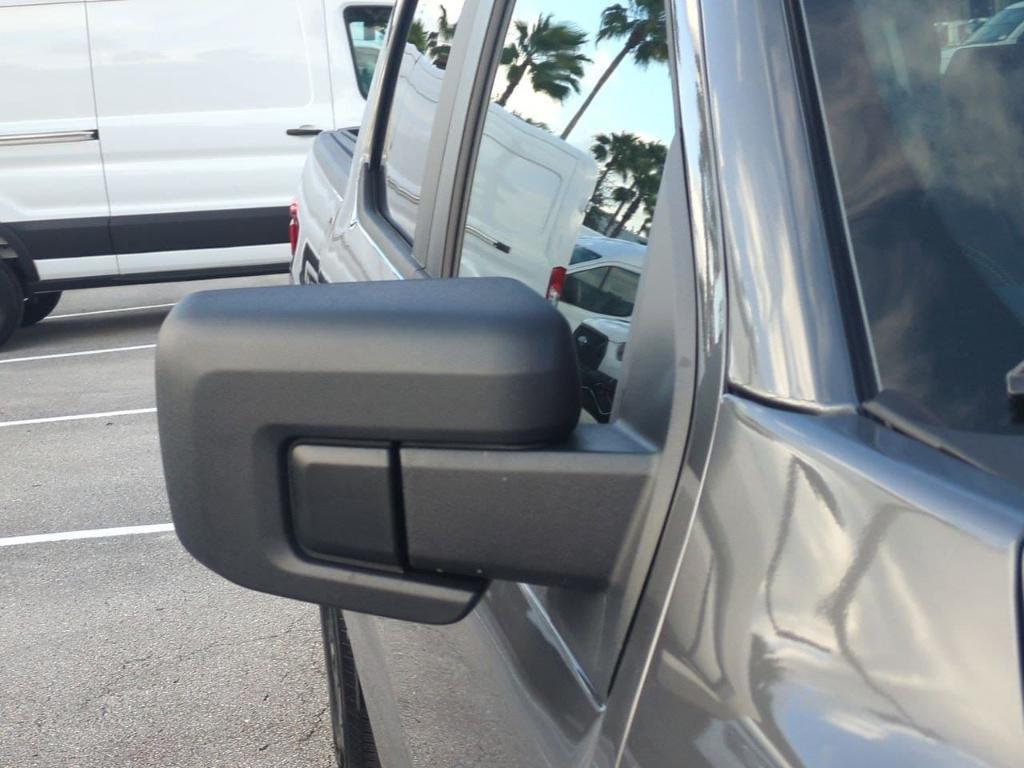 new 2025 Ford F-150 car, priced at $50,904