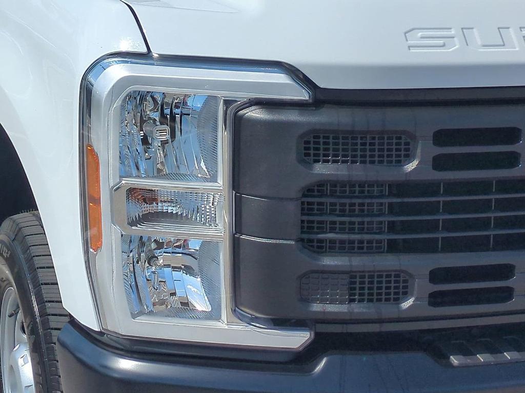 new 2025 Ford F-250 car, priced at $61,859