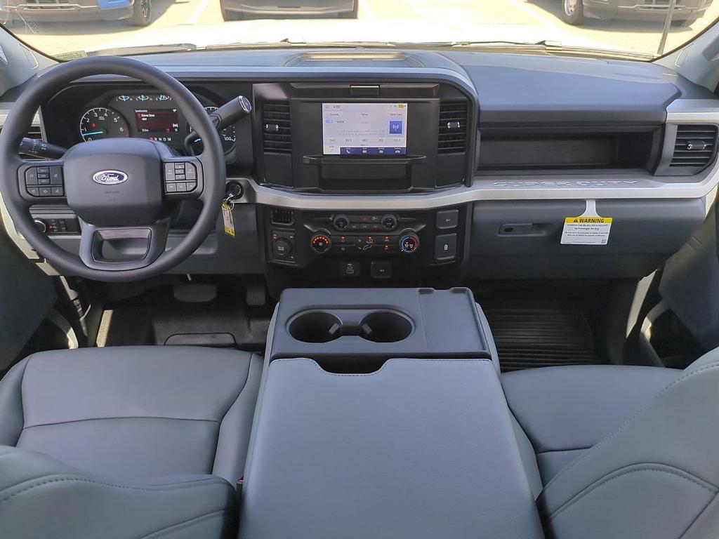 new 2025 Ford F-250 car, priced at $52,335