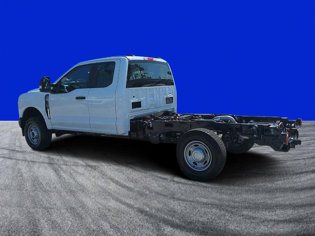new 2025 Ford F-250 car, priced at $52,335