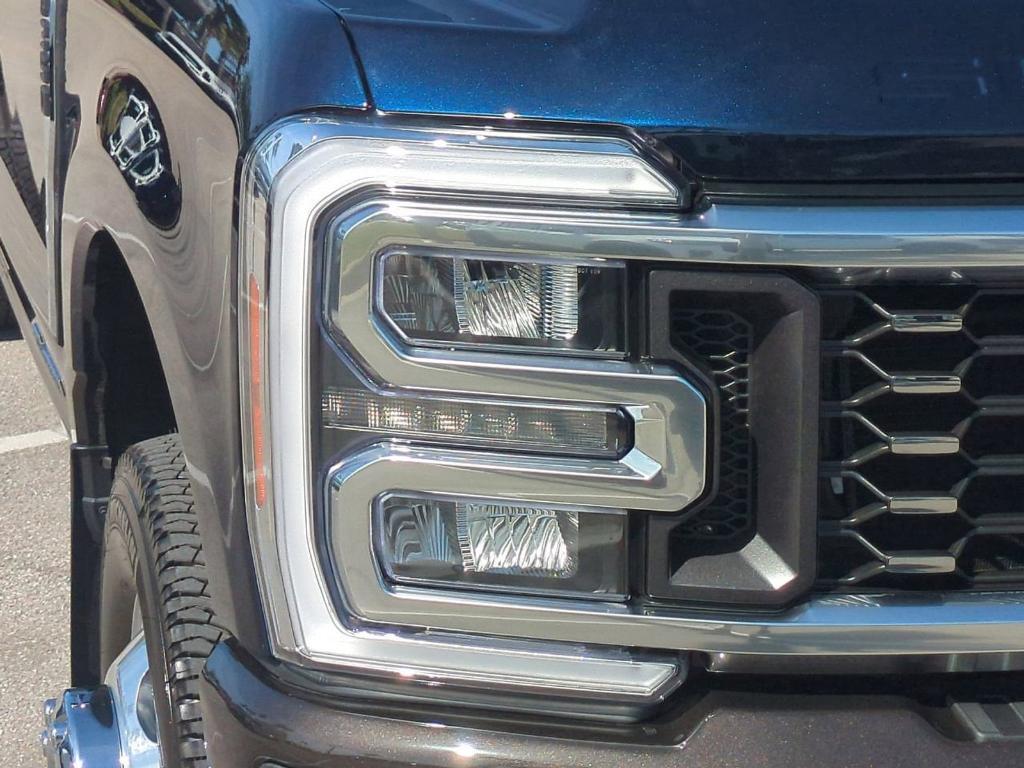 new 2025 Ford F-350 car, priced at $93,091