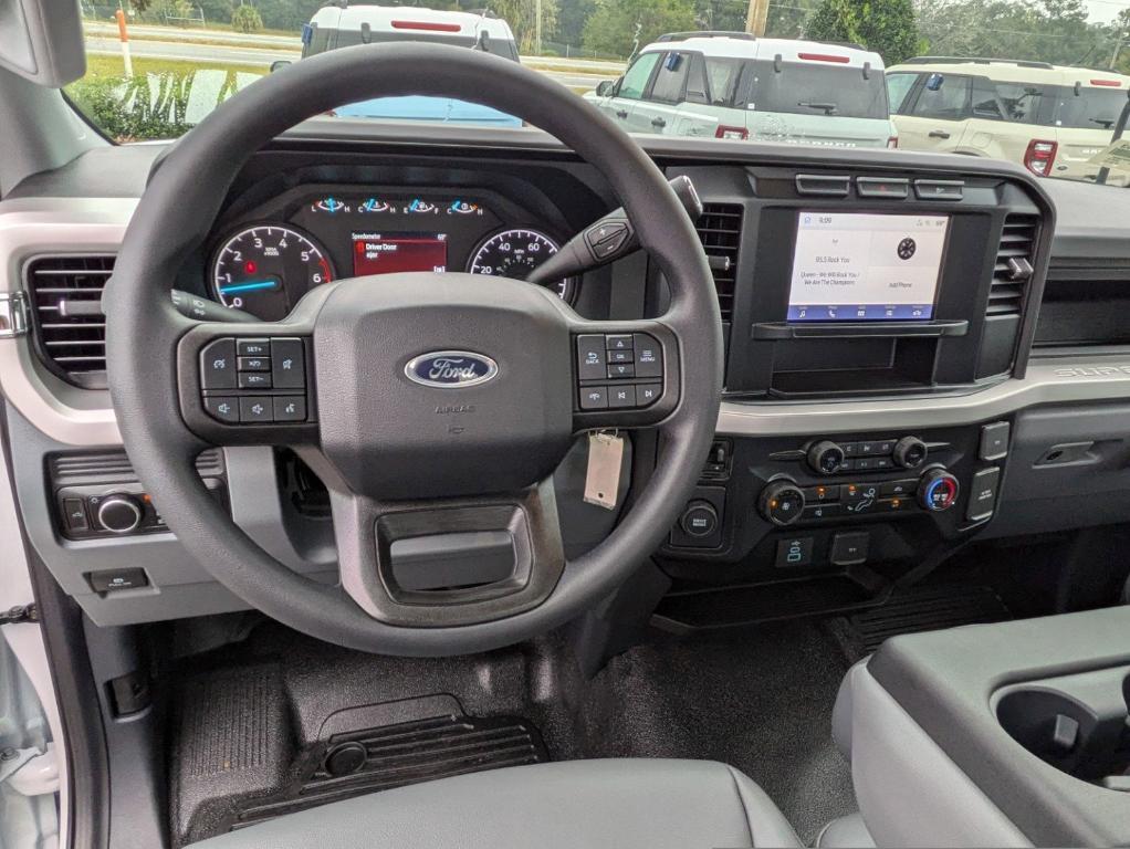 new 2024 Ford F-250 car, priced at $45,140