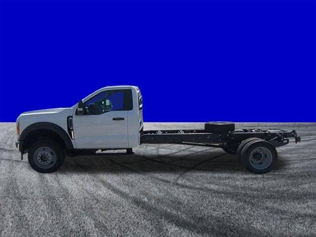 new 2025 Ford F-450 car, priced at $62,725