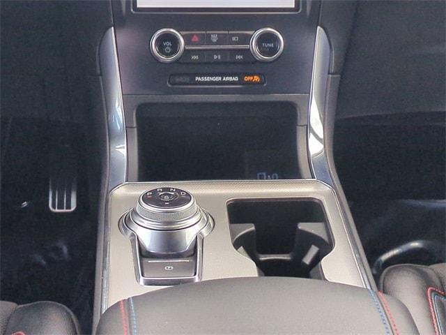 used 2024 Ford Edge car, priced at $39,999