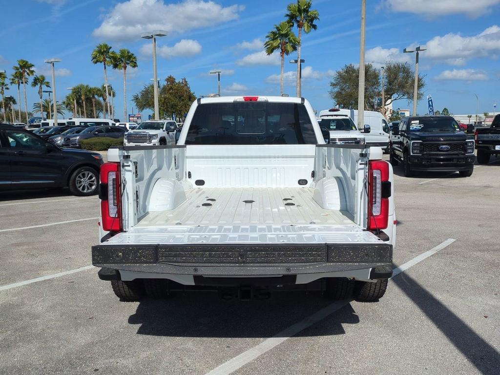 new 2024 Ford F-350 car, priced at $90,702